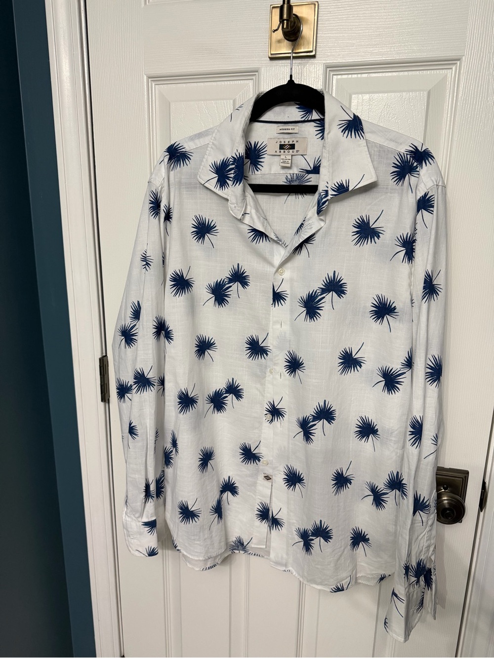 Joseph Abboud White Button-Down Shirt with Blue Palm Motif